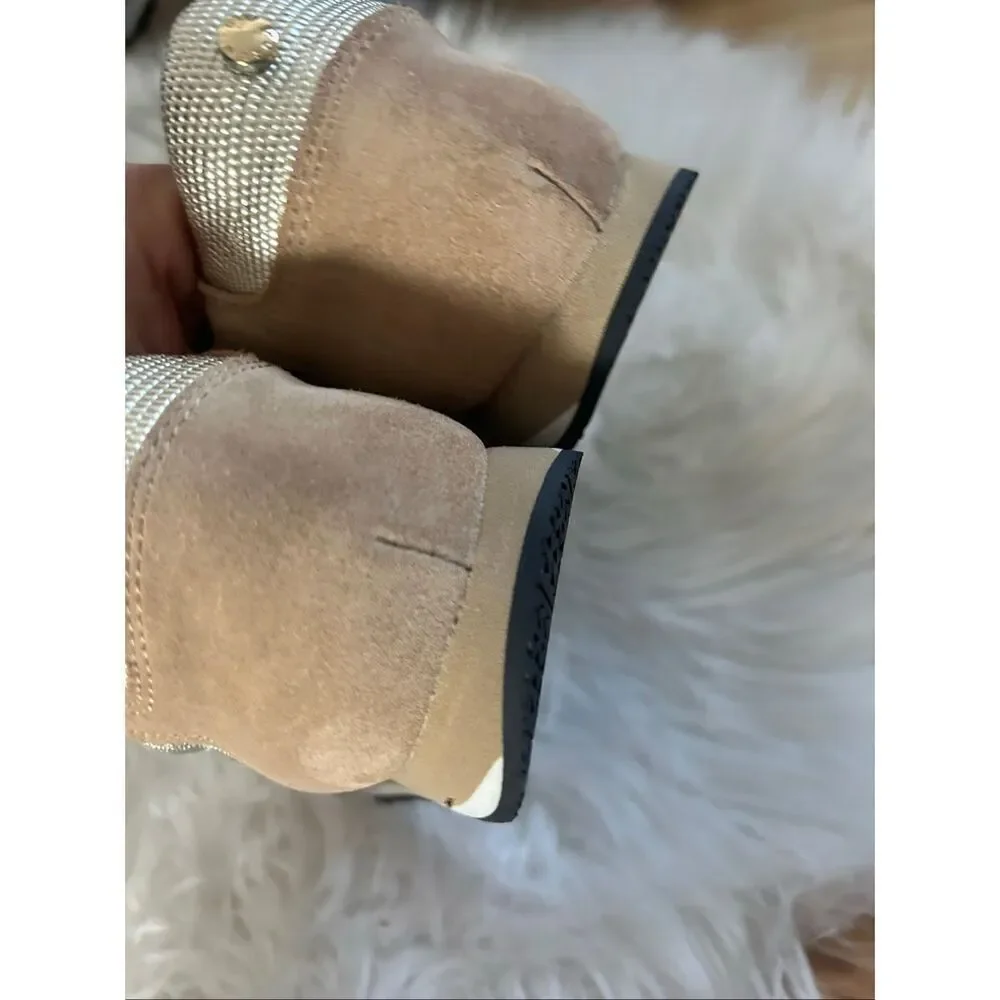 Michael Kors tan and gold sneakers comfy size 8